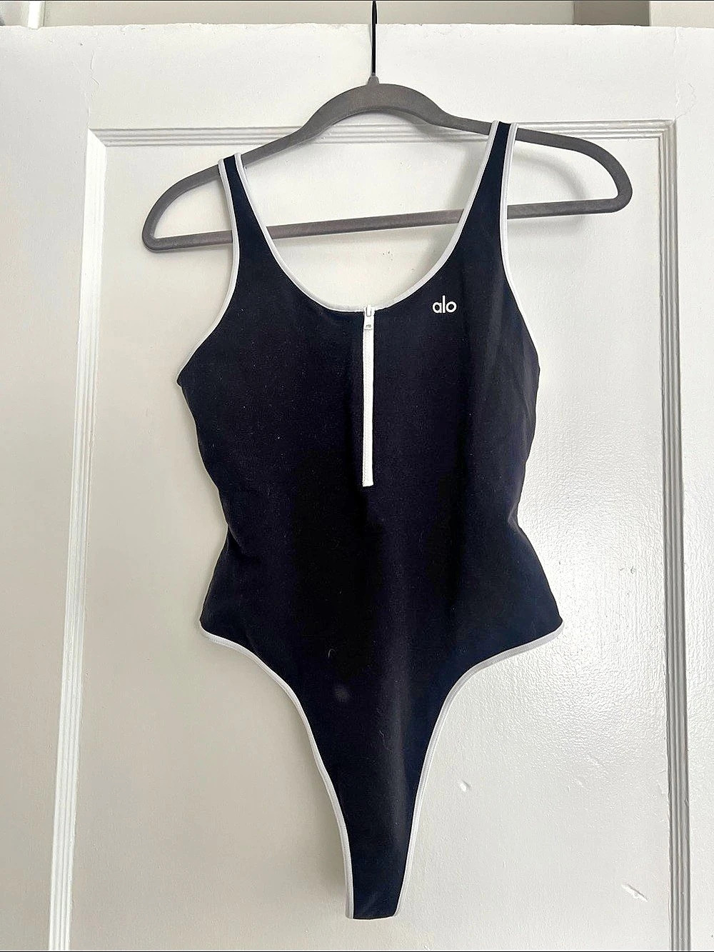 Alo Black One-Piece Bodysuit Size Medium Like New